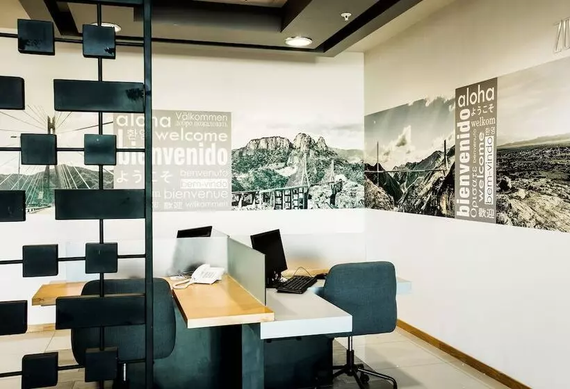 هتل Mision Express Durango