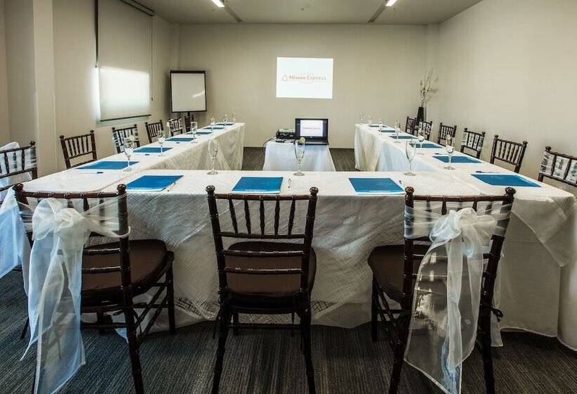 فندق Mision Express Durango