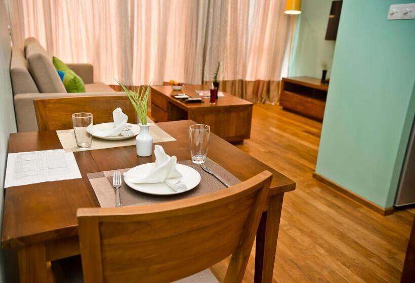 Ocean Edge Suites & Hotel Colombo