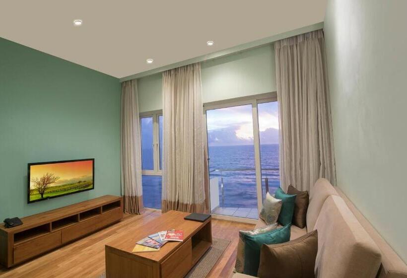 Ocean Edge Suites & Hotel Colombo