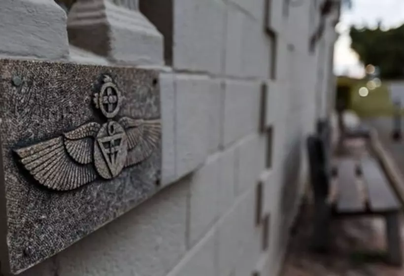 Hotel Pousada Camelot Inn