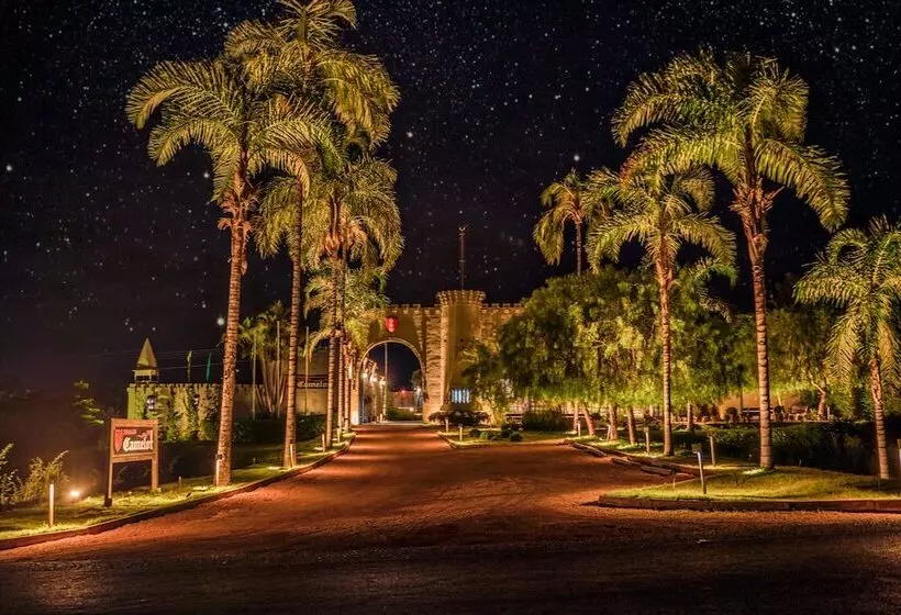 Hotel Pousada Camelot Inn