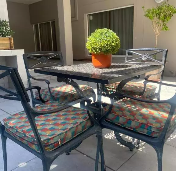 هتل River City Inn