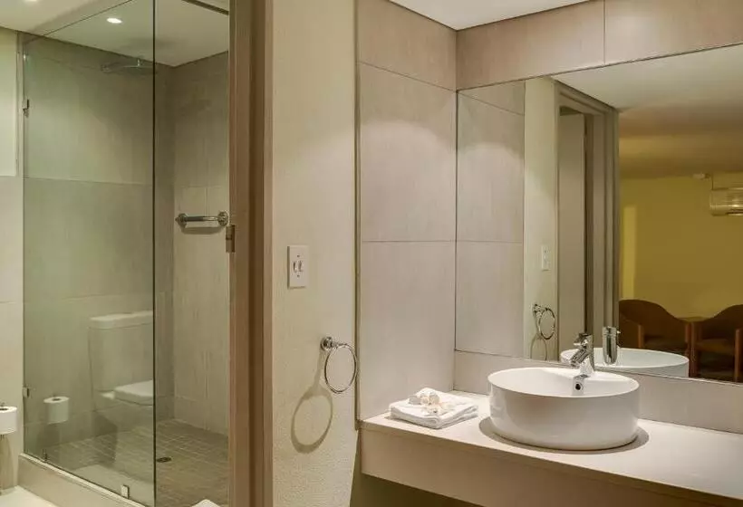 هتل River City Inn