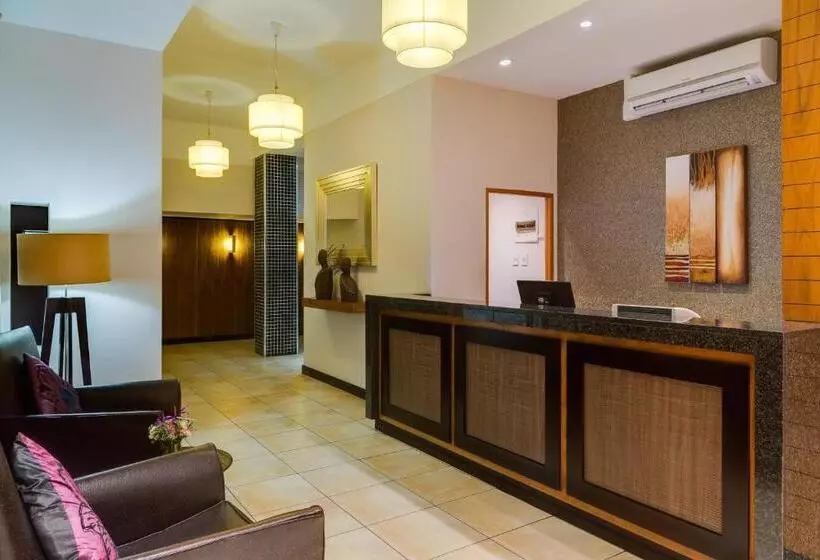 هتل River City Inn