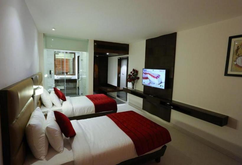 Отель Sunbeam Premium