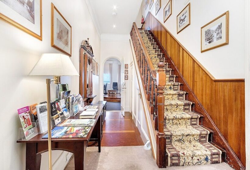 Отель The Madsen Boutique