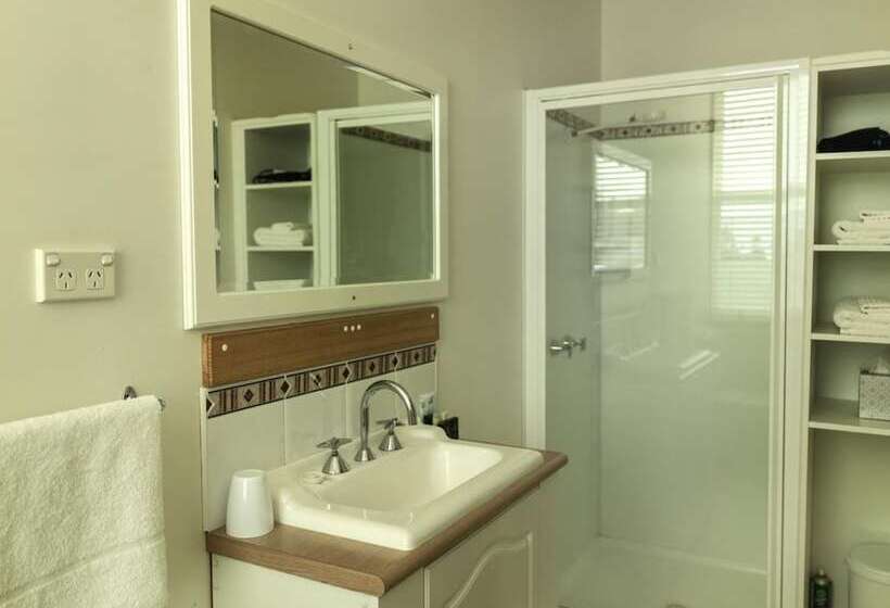 Отель The Madsen Boutique