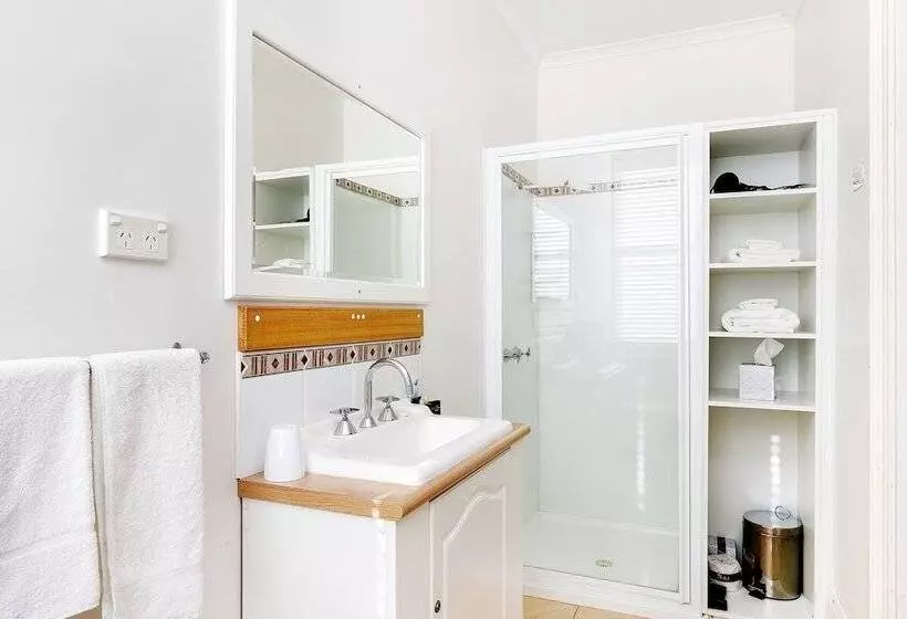 Отель The Madsen Boutique