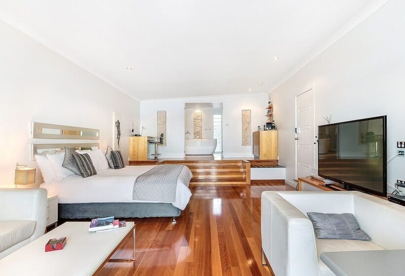 Отель The Madsen Boutique