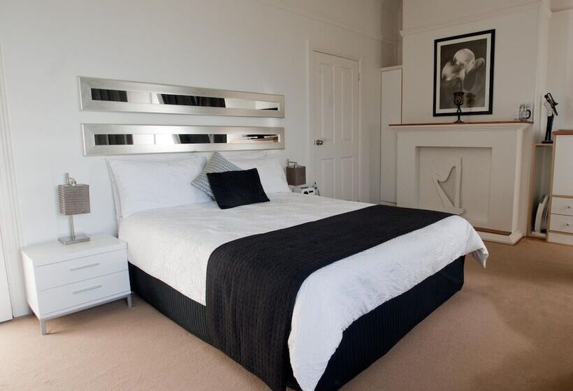 Отель The Madsen Boutique