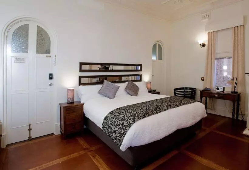 Отель The Madsen Boutique