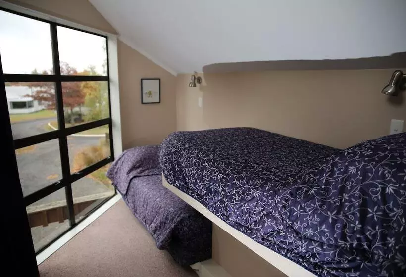 هتل Tussock Grove Boutique