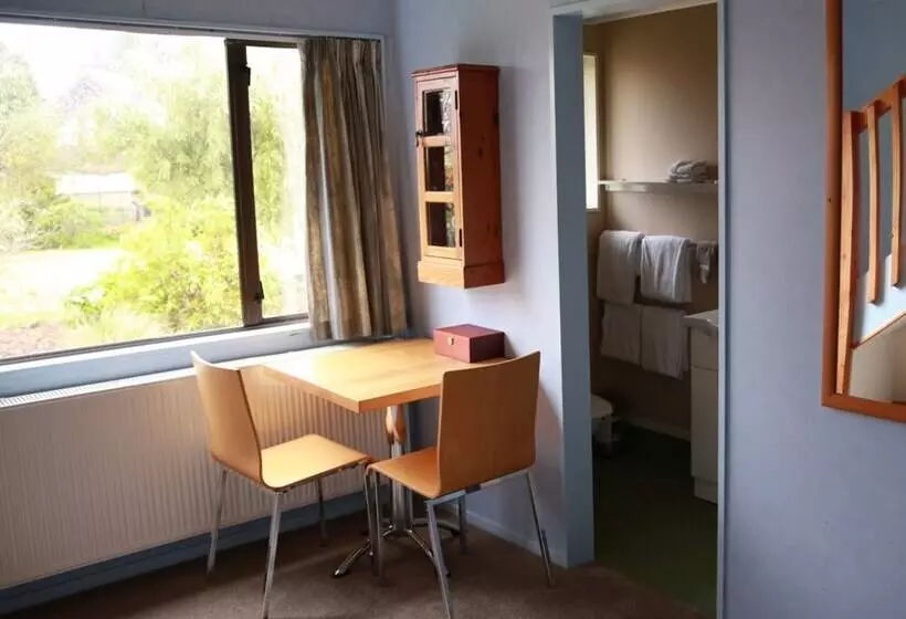 هتل Tussock Grove Boutique