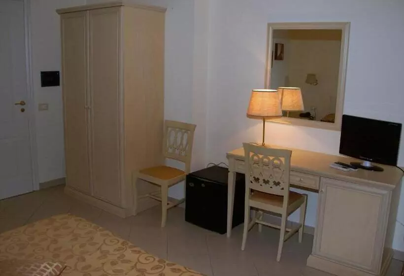 בית מלון כפרי Villa Aurora