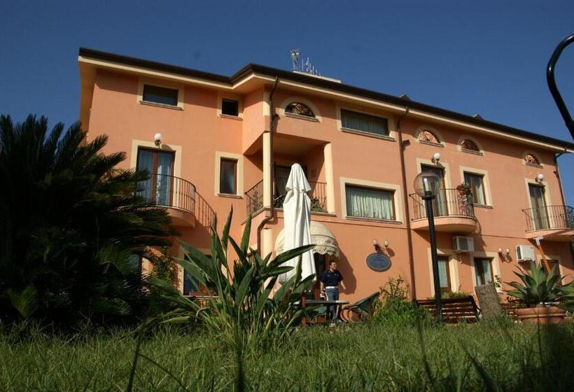 فندق Villa Aurora