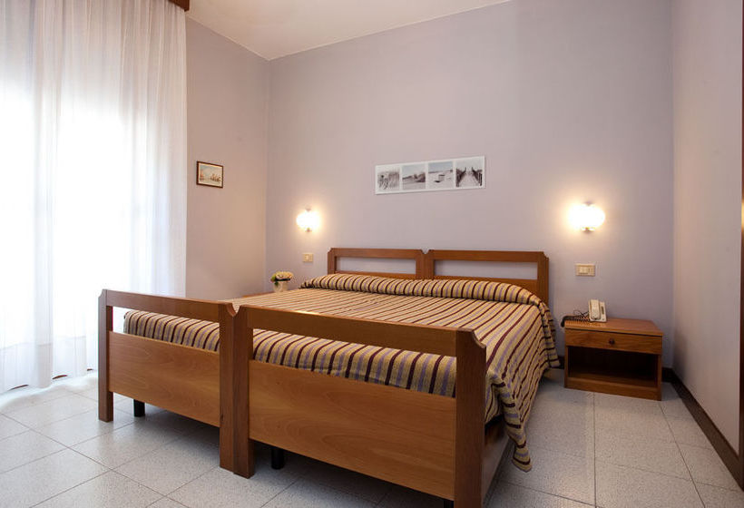 هتل Villa Eugenia   3 Stelle Superior Con Private Spa E Piscina