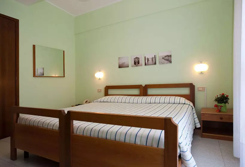 هتل Villa Eugenia   3 Stelle Superior Con Private Spa E Piscina