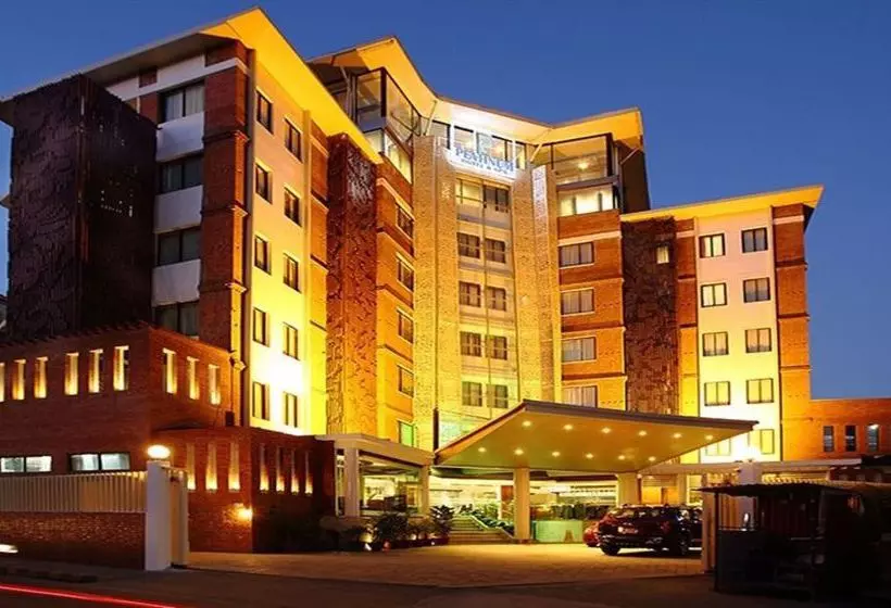 هتل The Fern Residency Kathmandu