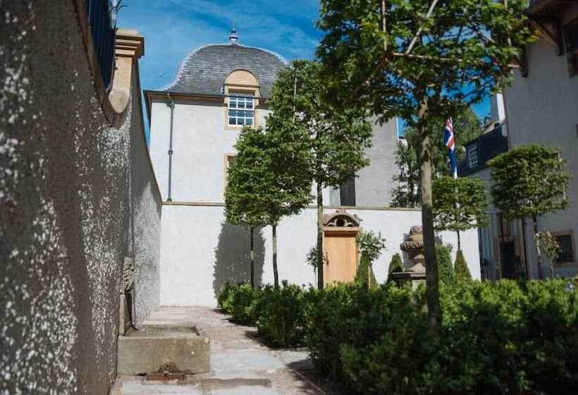 The Pavilion At Lamb S House