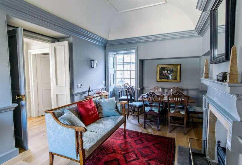 The Pavilion At Lamb S House