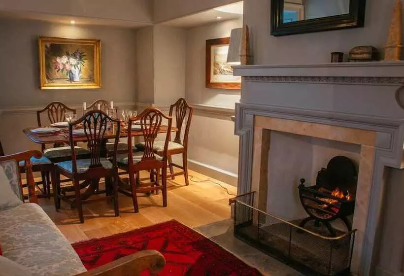 The Pavilion At Lamb S House