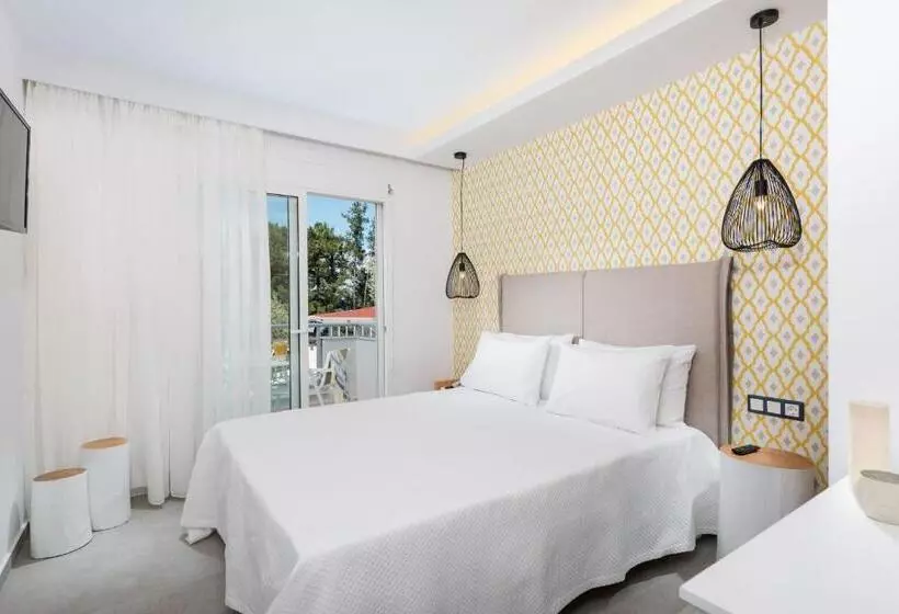 Akti Belvedere Color & Essence