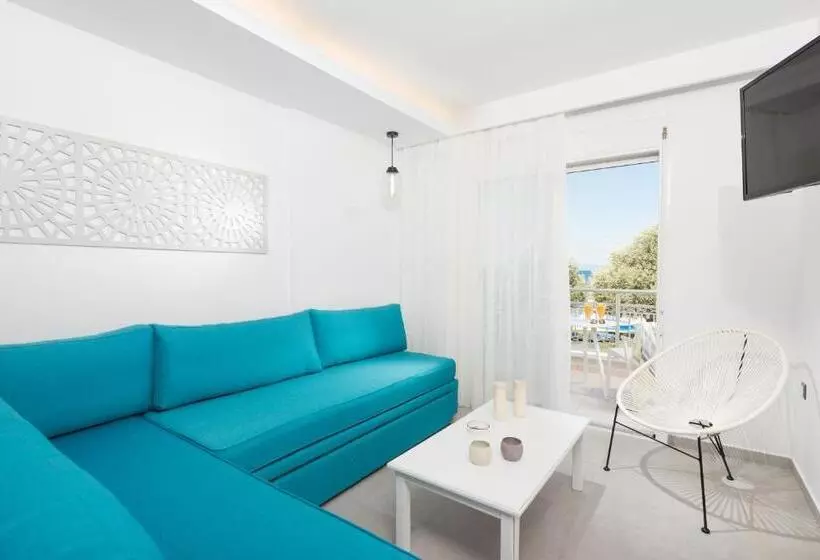 Akti Belvedere Color & Essence