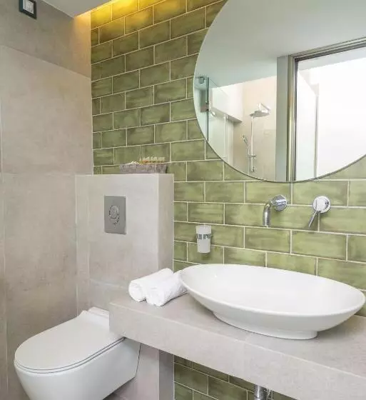 Akti Belvedere Color & Essence