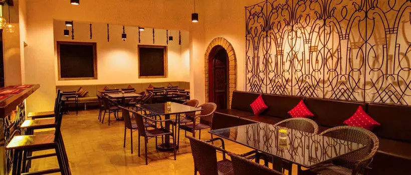 Base Villa Phnom Penh Hostel