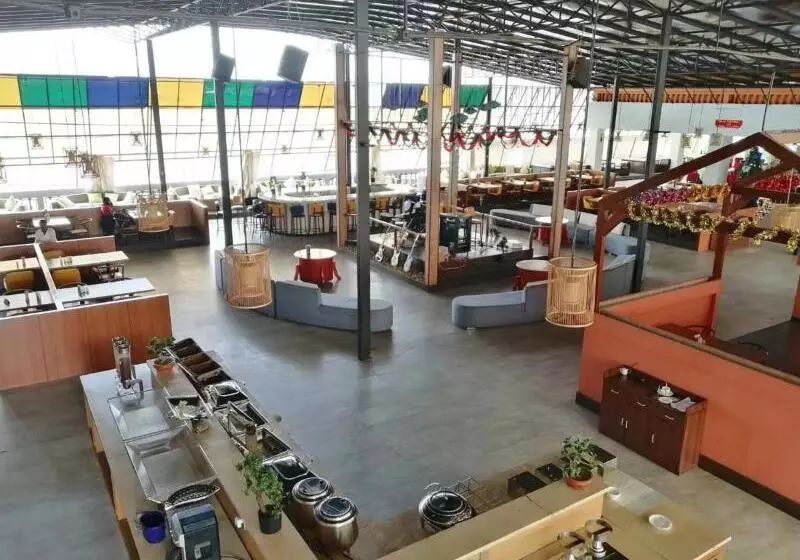 2000 Hotel Downtown Kigali