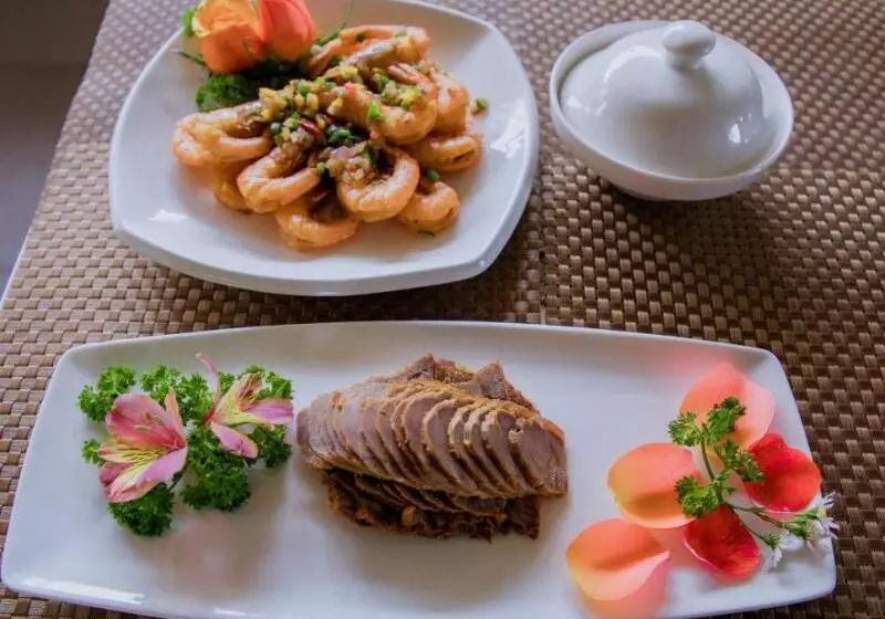 2000 Hotel Downtown Kigali