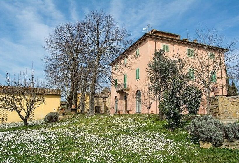 ホテル Agriturismo Torraiolo