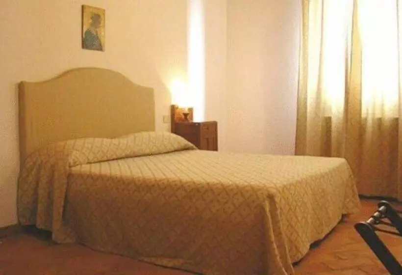 Отель Agriturismo Torraiolo