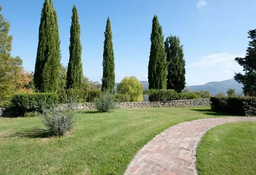 ホテル Borgo Di Bastia Creti