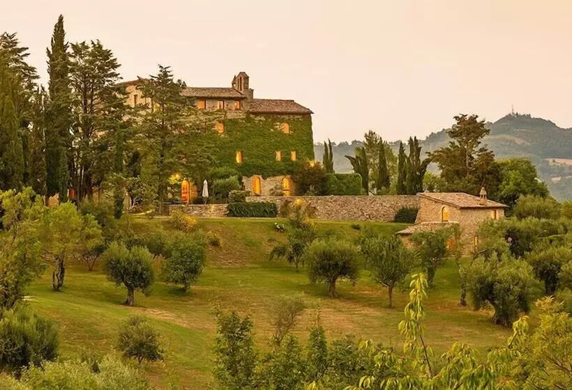 ホテル Borgo Di Bastia Creti