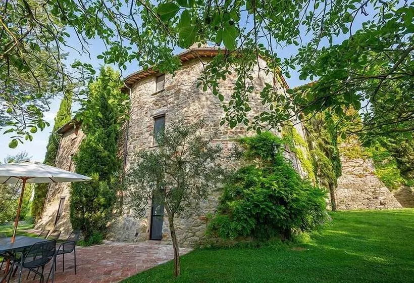 ホテル Borgo Di Bastia Creti