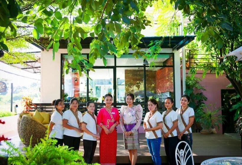 فندق Chayada Garden House And Resort