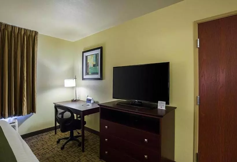 Hotelli Cobblestone Inn & Suites  Altamont