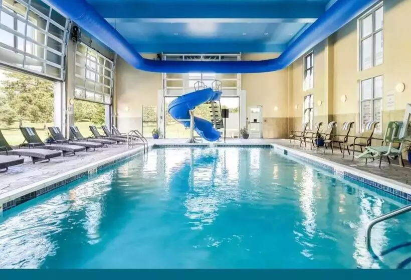 호텔 Comfort Suites Dubois