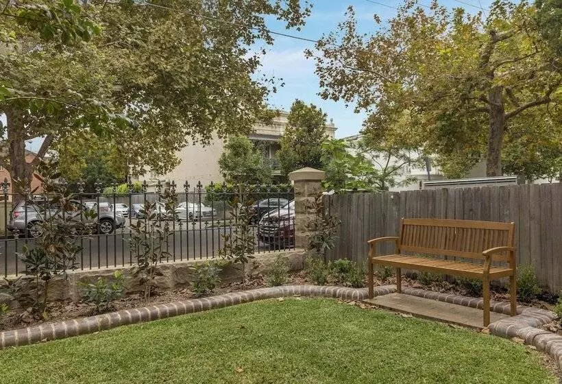 בית מלון כפרי Dalziel Lodge