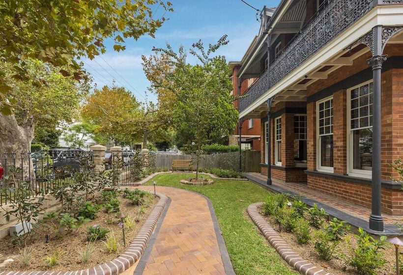 בית מלון כפרי Dalziel Lodge