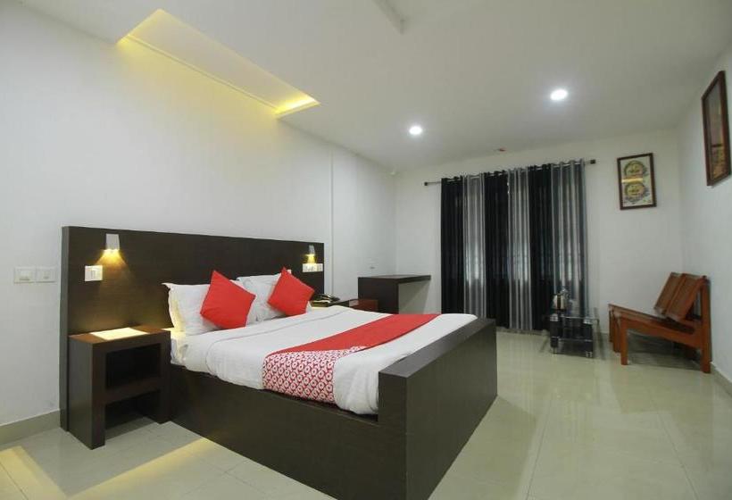 فندق Half Moon Residency Calicut