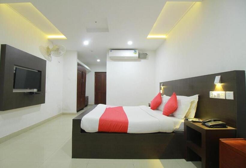 فندق Half Moon Residency Calicut