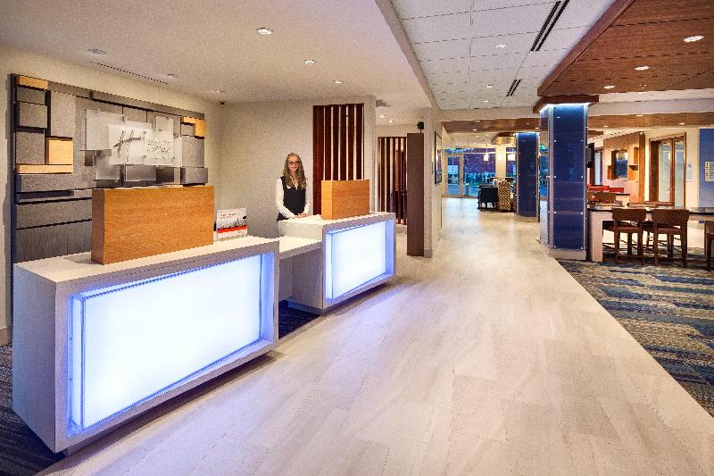 ホテル Holiday Inn Express & Suites Terrace, An Ihg