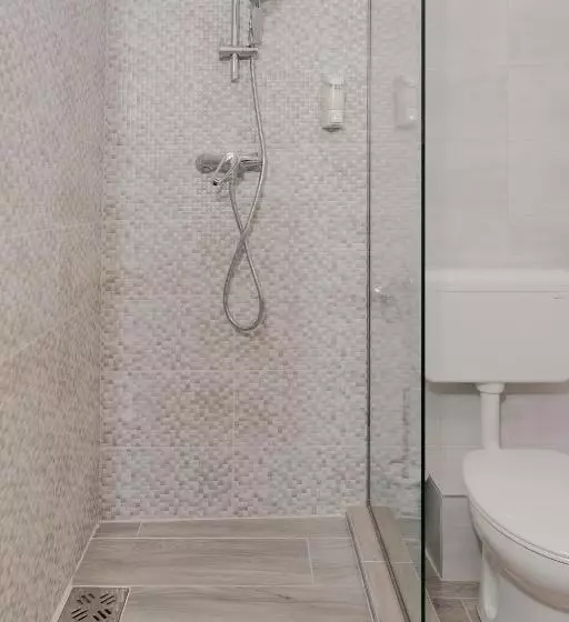 هتل Homoky S Bestline