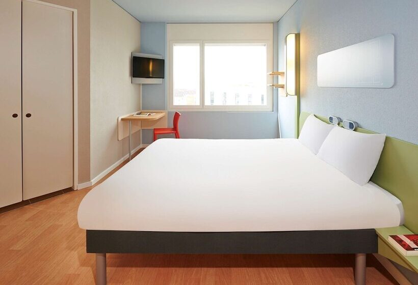 בית מלון כפרי Ibis Budget Basel City