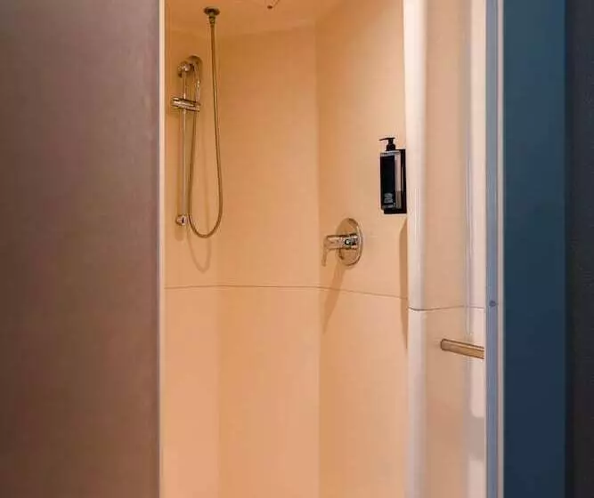 هتل Ibis Budget Lyon Villeurbanne