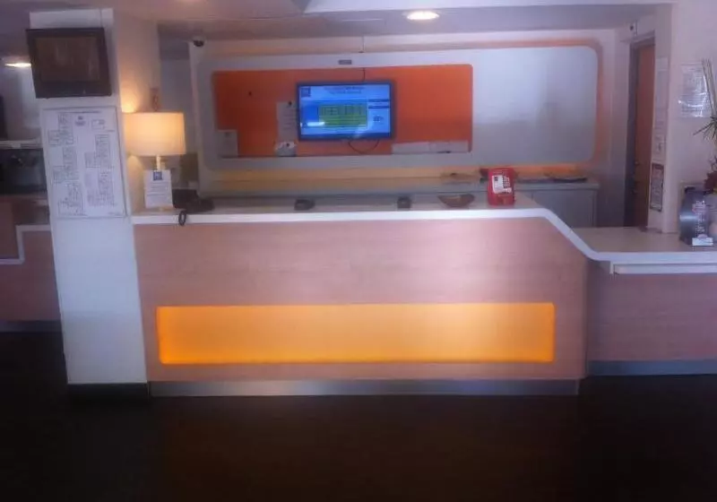 هتل Ibis Budget Toulouse Aeroport