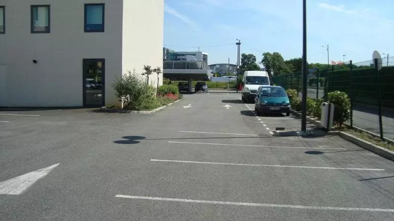 هتل Ibis Budget Toulouse Aeroport